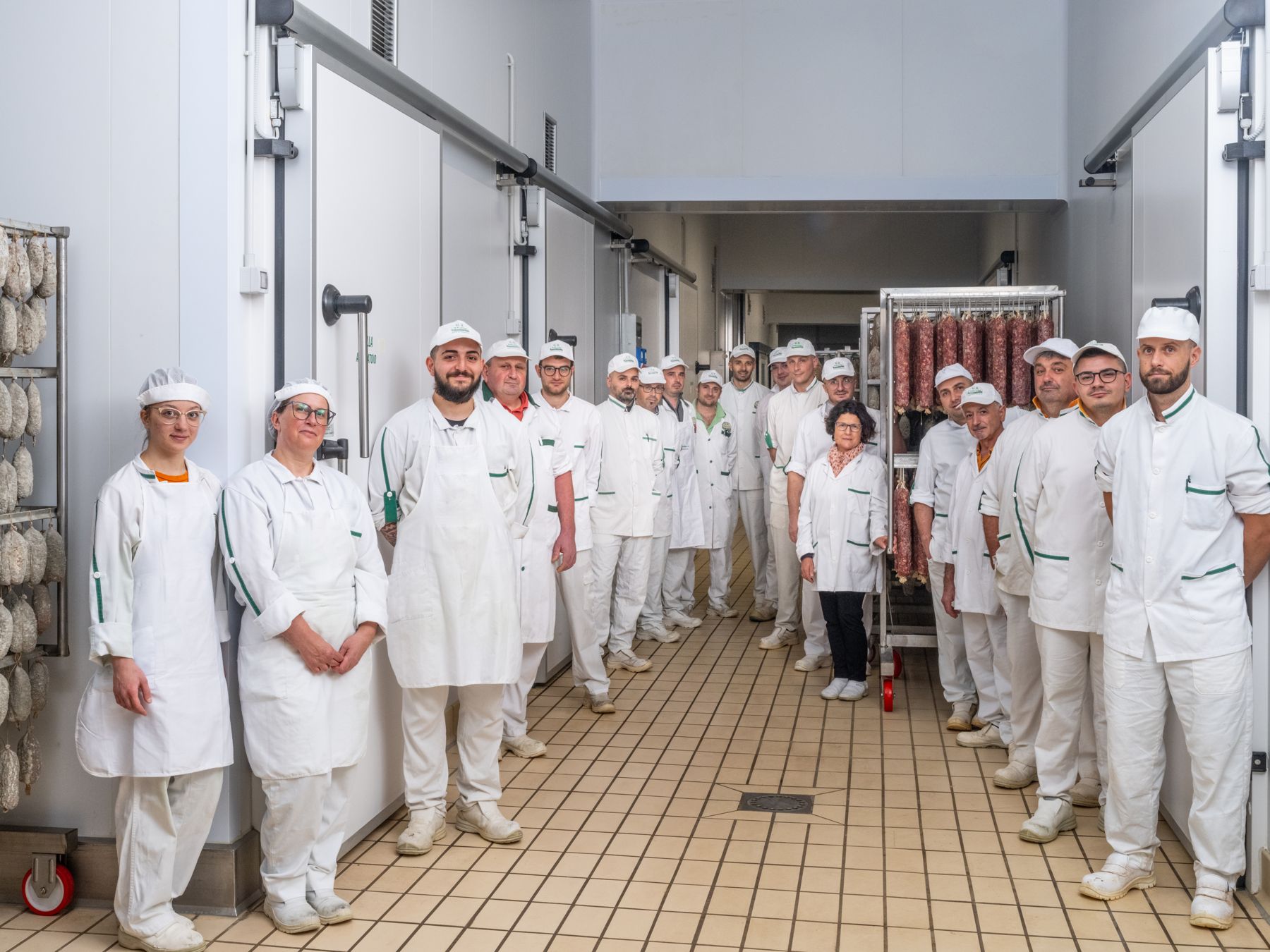 La squadra di GR Salumi al completo nello stabilimento di Picerno