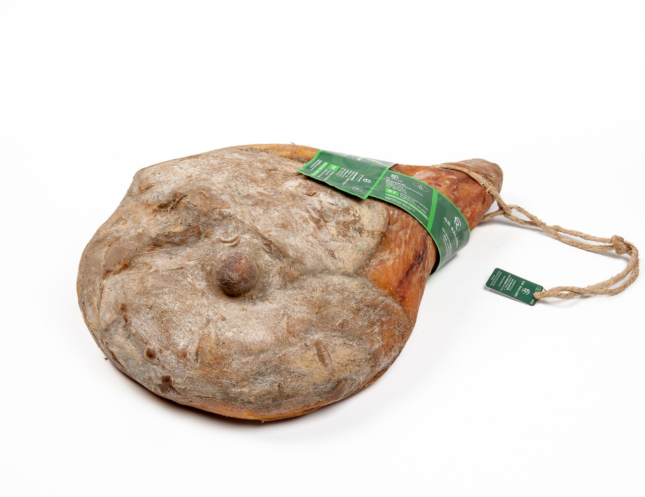 Prosciutto nostrano con osso